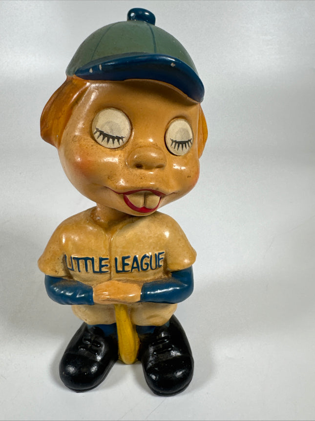 1960's Japan baseball player bobblehead Little League 1